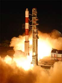 domain-b.com : ISRO jubilant after launch of all-weather RISAT-I satellite