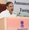 Sharma proclaims Rs3,000 cr export package; industry unimpressed
