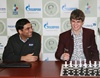 Anand, Carlsen settle for quick draws in early games